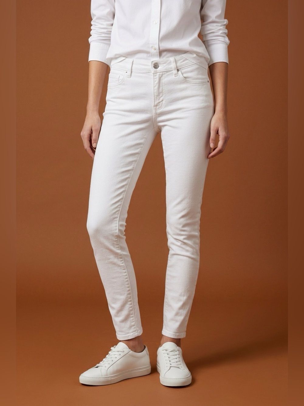 WHITE ANN TAYLOR LOFT MODERN SKINNY JEANS SIZE 27/4 EUC